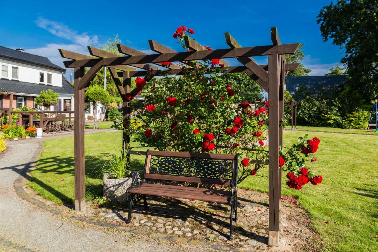 Familien-Ferienanlage Seefeldt Freest Exterior foto